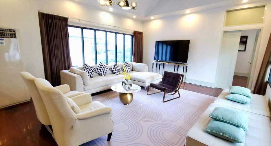 ให้เช่า 5 ห้องนอน บ้านเดี่ยว ใน วัฒนา, กรุงเทพฯ