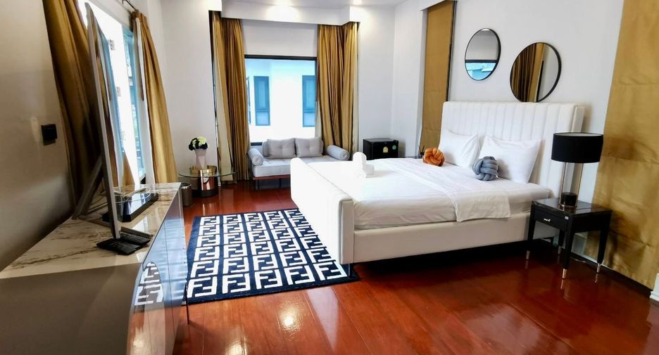 ให้เช่า 5 ห้องนอน บ้านเดี่ยว ใน วัฒนา, กรุงเทพฯ