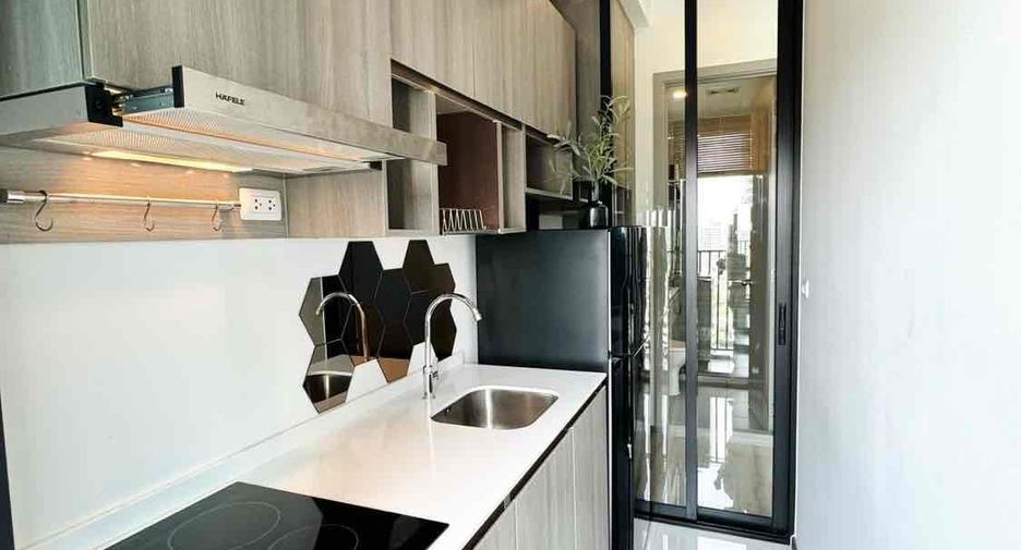 For rent 1 Beds condo in Watthana, Bangkok