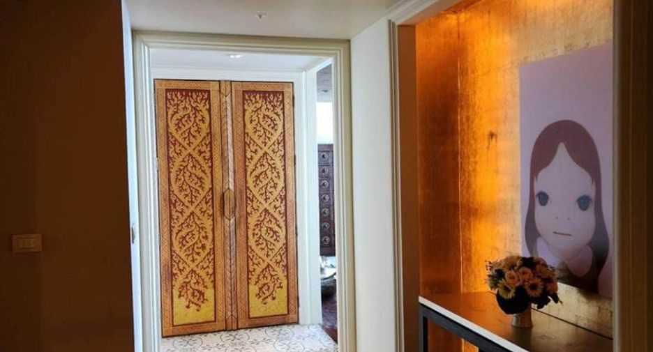 For rent and for sale 2 bedrooms condo in Bang Rak, Bangkok