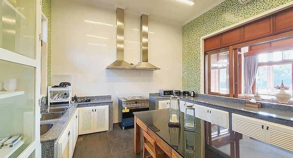 Аренда и продажа 4 спальни вилла в Мае Рим, Чианг Маи