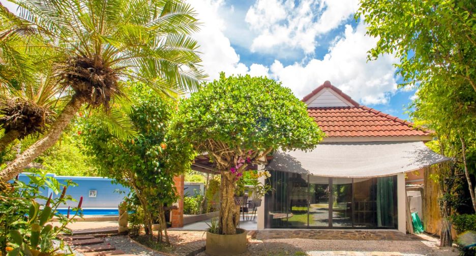 For sale 4 bedrooms villa in Mueang Krabi, Krabi