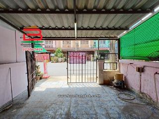 For sale 4 bedrooms townhouse in Sai Mai, Bangkok