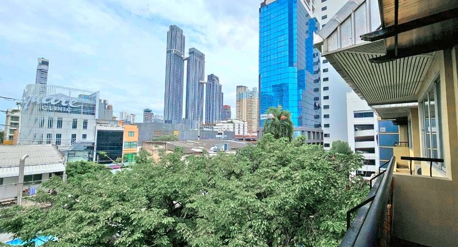 Apartment zur Miete mit 1 Zimmer in Khlong Toei, Bangkok