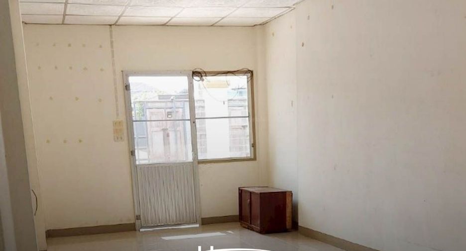 出售 3 卧室 独立屋 在 Min Buri, 曼谷