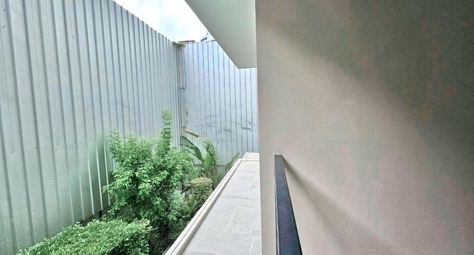 For rent 1 bed apartment in Watthana, Bangkok