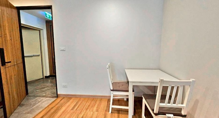 For rent 1 bed apartment in Watthana, Bangkok