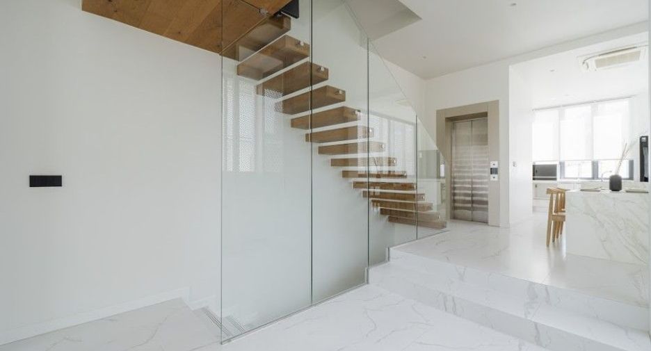 Haus zum Kauf mit 3 Zimmer in Watthana, Bangkok