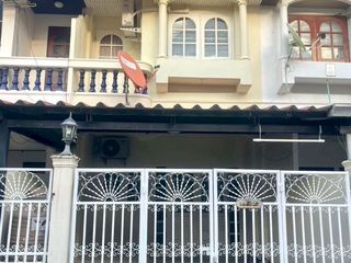 For Rent 2 Bedroom Townhouse In Mueang Chiang Mai