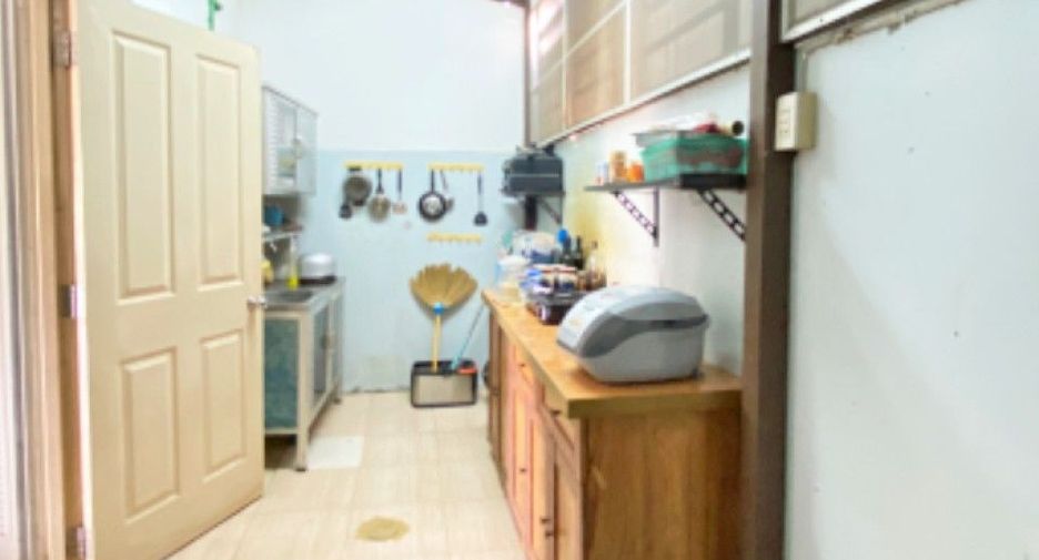 Reihenhaus zum Kauf mit 3 Zimmer in Mueang Samut Prakan, Samut Prakan