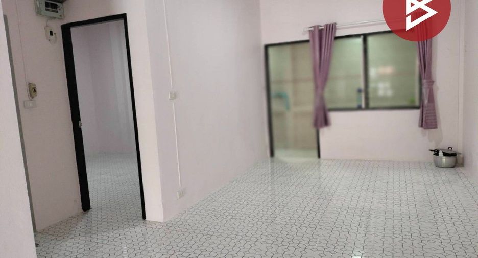 For sale 2 bedrooms townhouse in Mueang Chon Buri, Chonburi