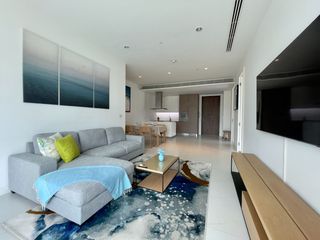 For rent 2 ベッドルーム condo in Pathum Wan, Bangkok
