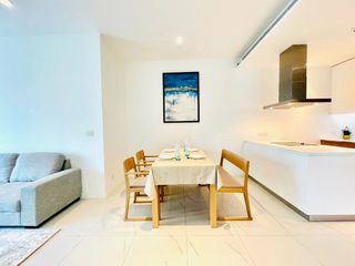 For rent 2 ベッドルーム condo in Pathum Wan, Bangkok