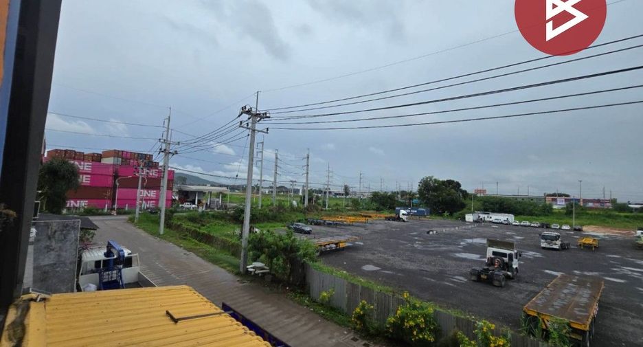 À vendre 6 chambres local commercial à Si Racha, Chonburi