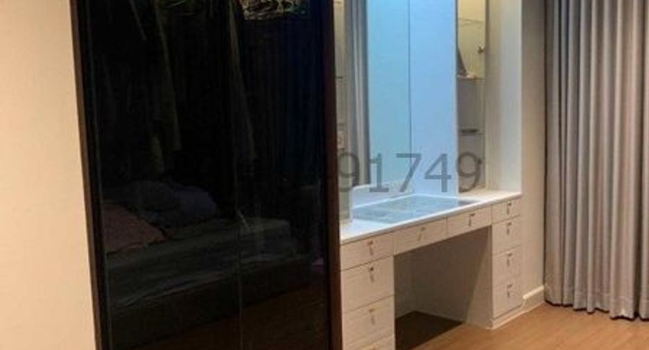 Аренда 3 спальни кондо в Пращет, Бангкок
