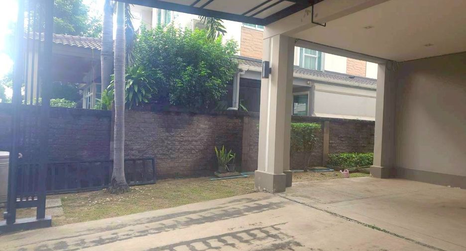 For rent 3 bedrooms house in Pak Kret, Nonthaburi