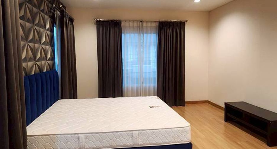 For rent 3 bedrooms house in Pak Kret, Nonthaburi