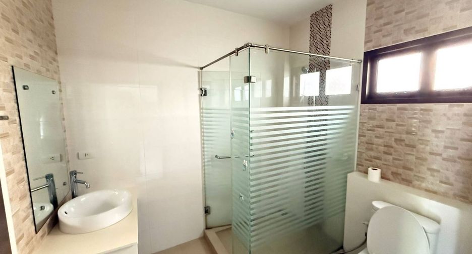 Villa zur Miete mit 3 Zimmer in Bang Lamung, Chonburi