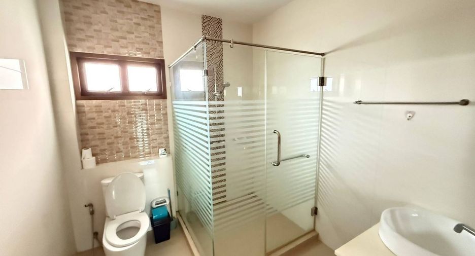 Villa zur Miete mit 3 Zimmer in Bang Lamung, Chonburi