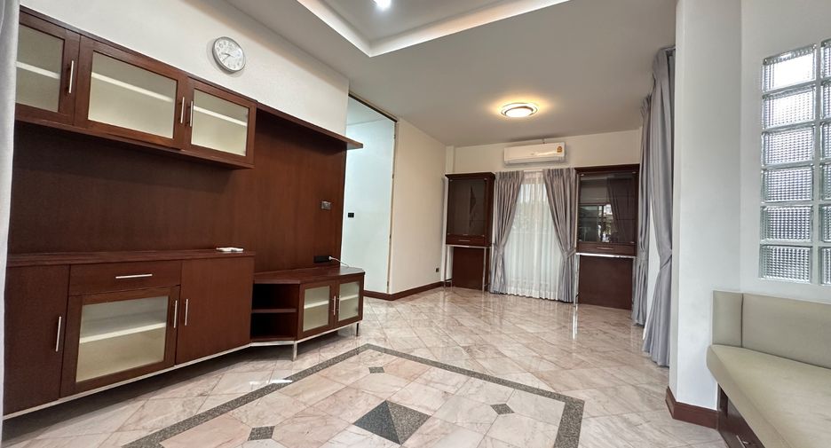 À vendre 3 chambres maison à Thanyaburi, Pathum Thani