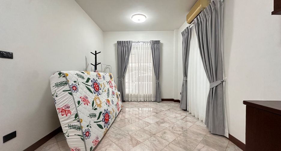 À vendre 3 chambres maison à Thanyaburi, Pathum Thani