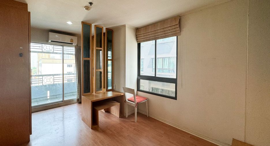For sale 1 bed condo in Suan Luang, Bangkok