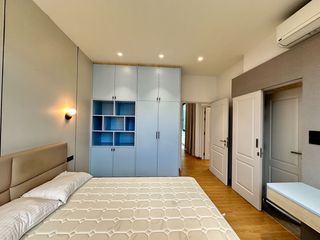 For rent 4 bedrooms house in Watthana, Bangkok