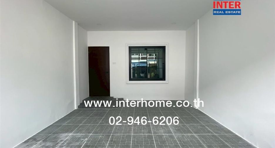 Reihenhaus zum Kauf mit 3 Zimmer in Bang Kapi, Bangkok
