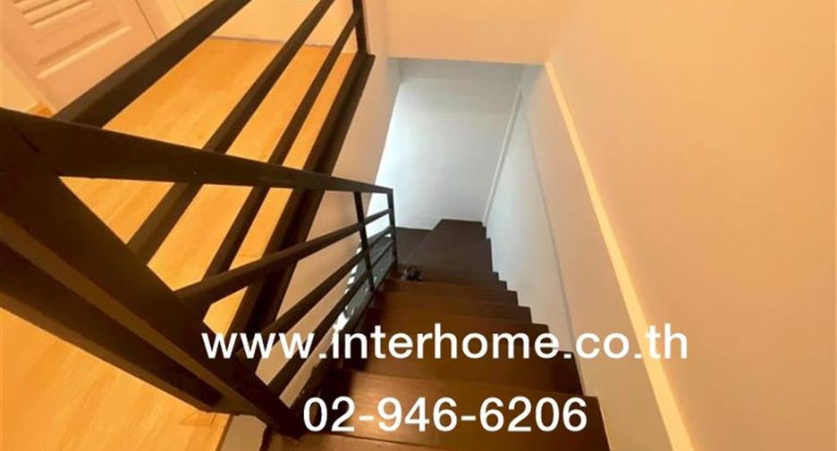 Reihenhaus zum Kauf mit 3 Zimmer in Bang Kapi, Bangkok