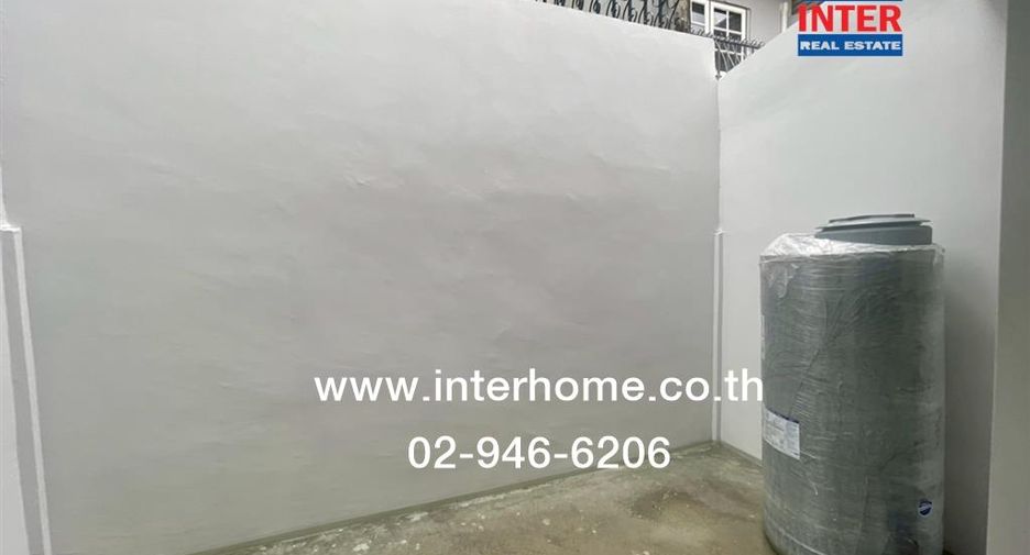 Reihenhaus zum Kauf mit 3 Zimmer in Bang Kapi, Bangkok