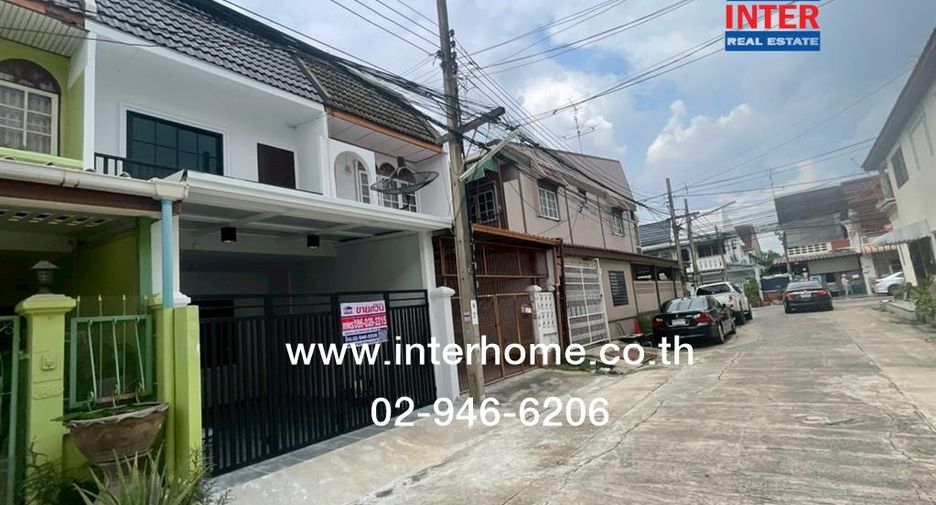 Reihenhaus zum Kauf mit 3 Zimmer in Bang Kapi, Bangkok