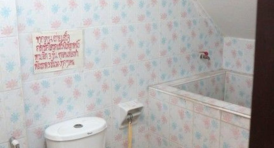 For sale 3 bedrooms retail Space in Bang Bon, Bangkok
