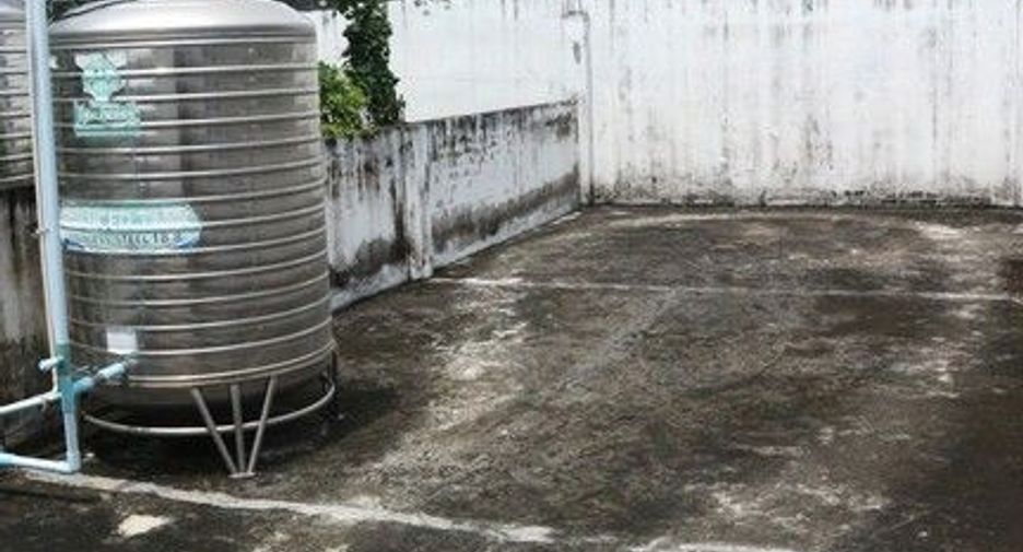 For sale 3 bedrooms retail Space in Bang Bon, Bangkok