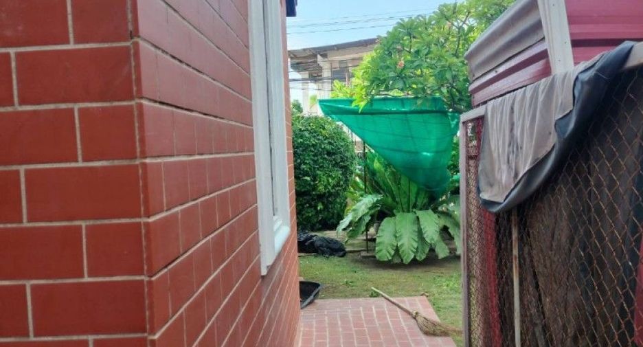 For sale studio house in Mueang Phitsanulok, Phitsanulok