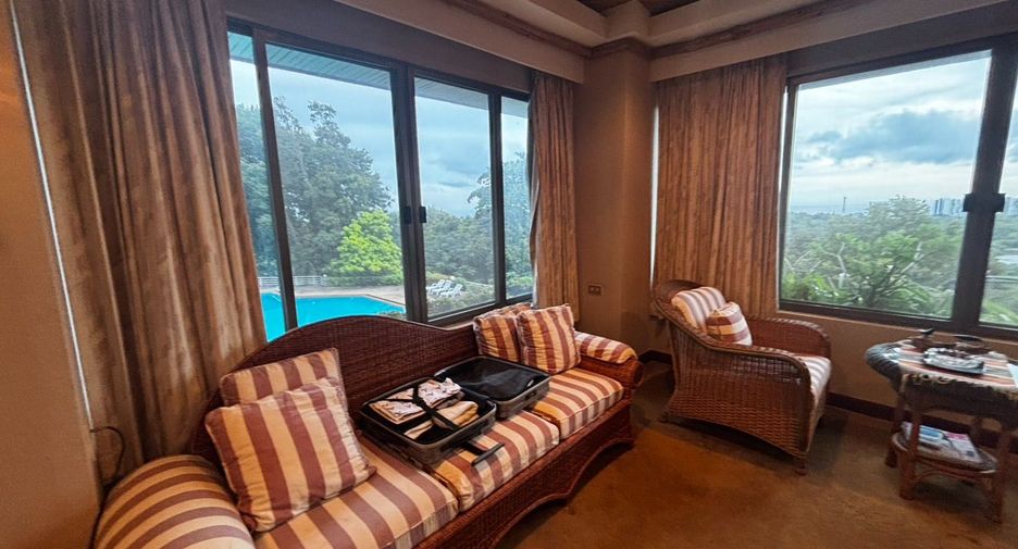 For sale 4 ベッドルーム condo in Klaeng, Rayong
