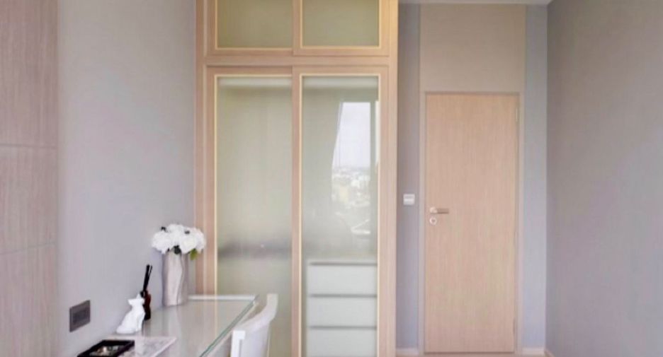 For rent and for sale 2 bedrooms condo in Watthana, Bangkok