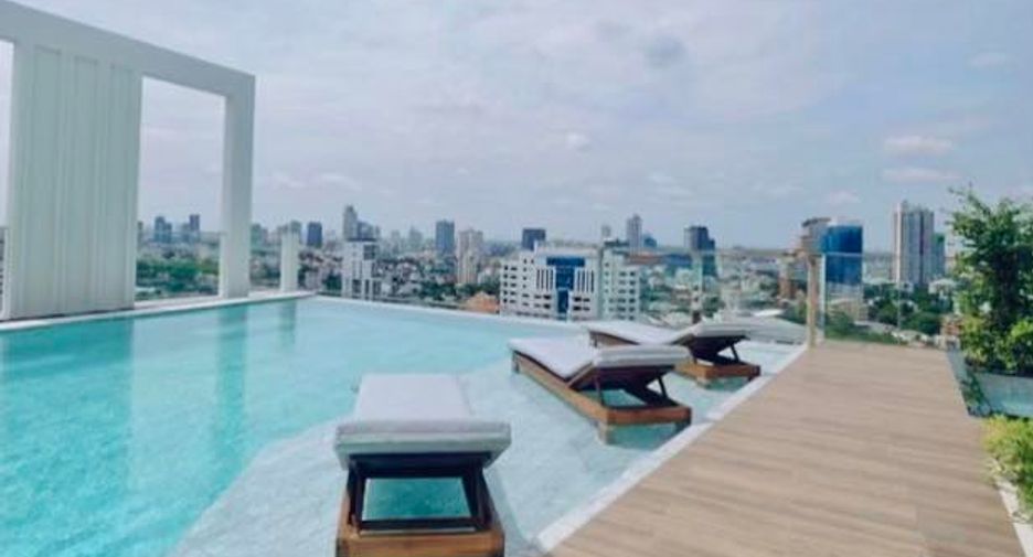 For rent and for sale 2 bedrooms condo in Watthana, Bangkok