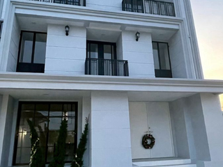 For sale 8 bedrooms retail Space in Prawet, Bangkok