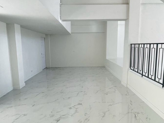 For sale 8 bedrooms retail Space in Prawet, Bangkok
