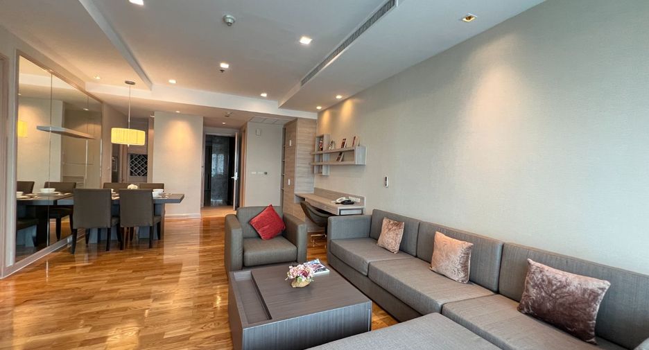 For rent 2 bedrooms condo in Watthana, Bangkok
