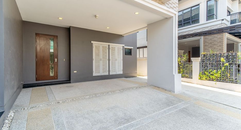 Casa en venta de 4 habitaciones en Bang Bon, Bangkok
