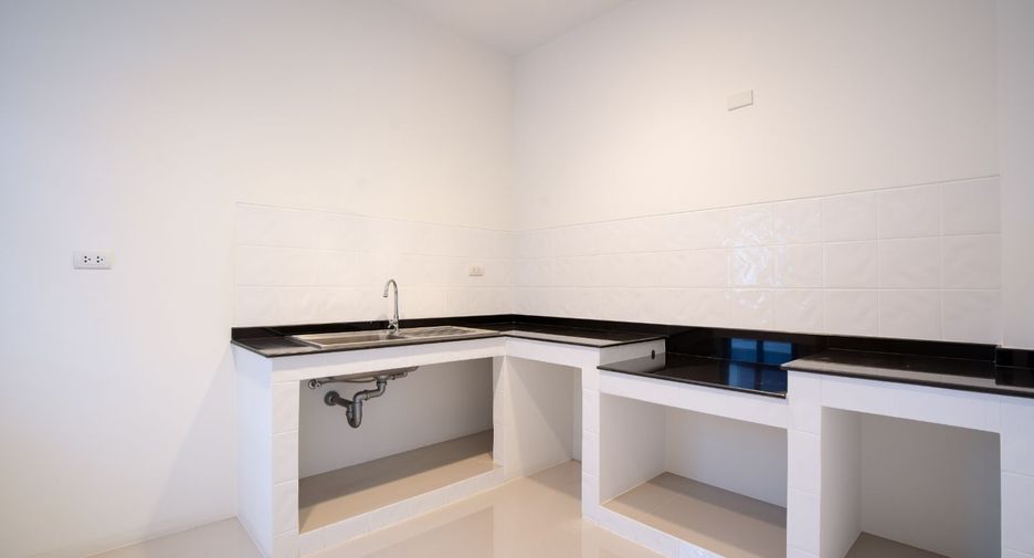 Casa en venta de 4 habitaciones en Bang Bon, Bangkok