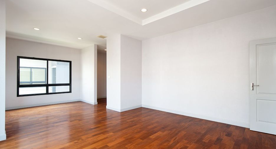Casa en venta de 4 habitaciones en Bang Bon, Bangkok