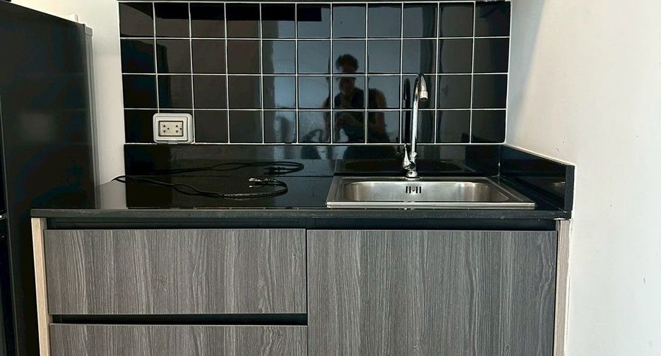 For rent 1 bed condo in Mueang Samut Prakan, Samut Prakan
