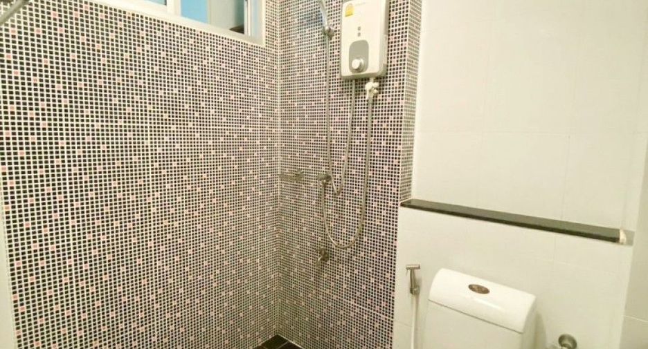 À vendre 1 chambre condo à Mueang Chon Buri, Chonburi