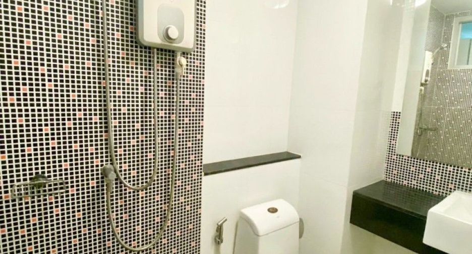 À vendre 1 chambre condo à Mueang Chon Buri, Chonburi