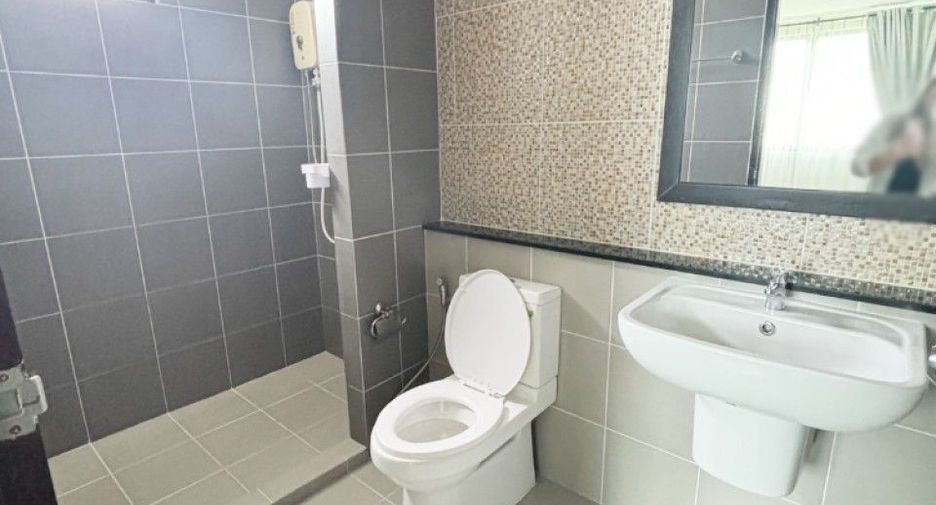 For sale 1 Beds condo in Si Racha, Chonburi