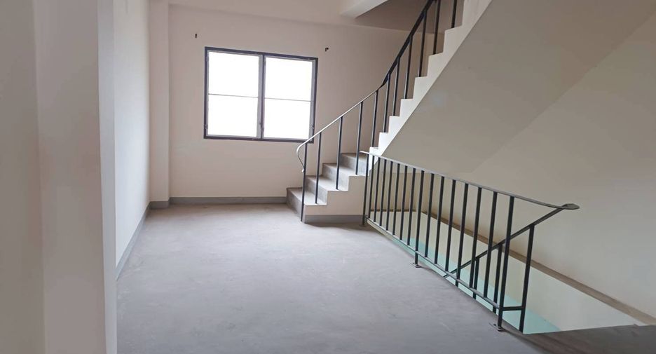 For sale 2 bedrooms retail Space in Nong Chok, Bangkok