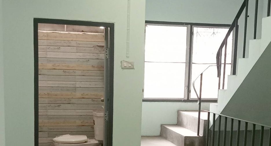 For sale 2 bedrooms retail Space in Nong Chok, Bangkok