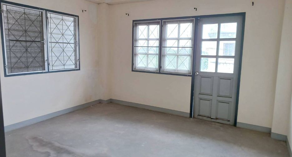 For sale 2 bedrooms retail Space in Nong Chok, Bangkok